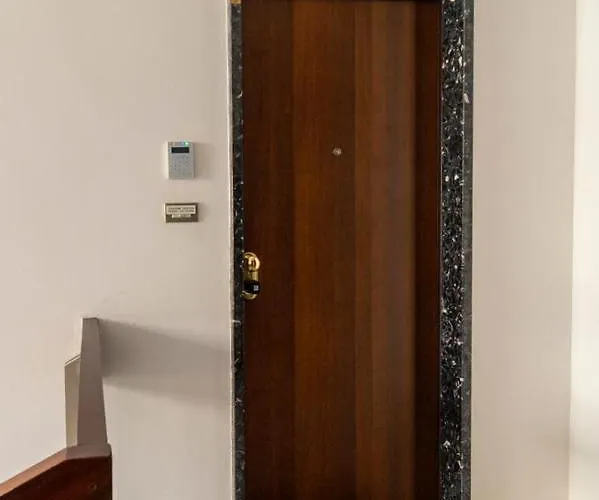 Pratosanto, Relax Nel Cuore Di Верона